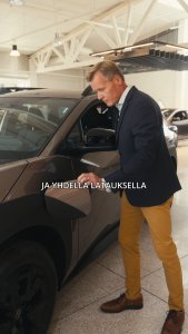 Uusi Toyota bZ4X Touring on suunniteltu sinulle, joka haluat täyssähköautolta muutakin kuin pelkän kaupunkiauton. 🚗 Til...